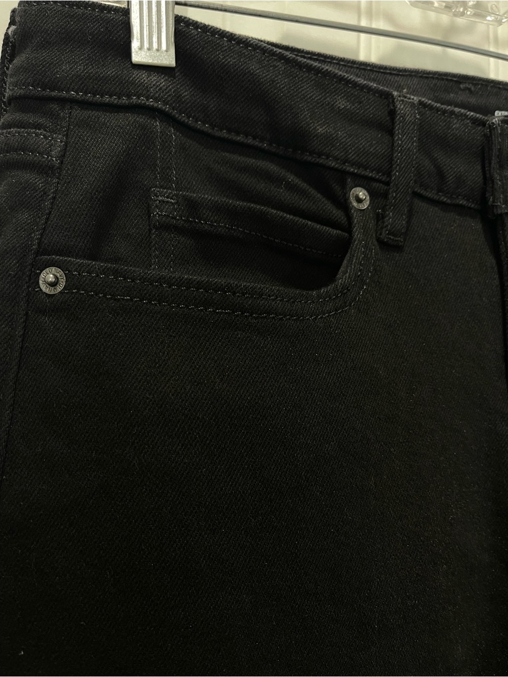 Old Navy Women’s Extra High-Rise Black Bootcut Jeans - Picture 8 of 8